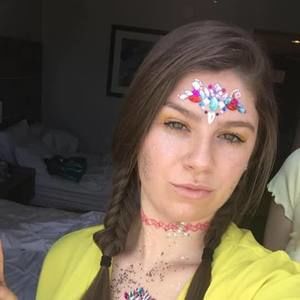 Meet your Posher, Haley